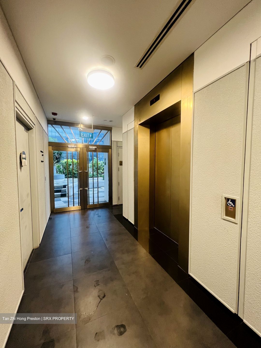 Tahir Building (D1), Office #563550181